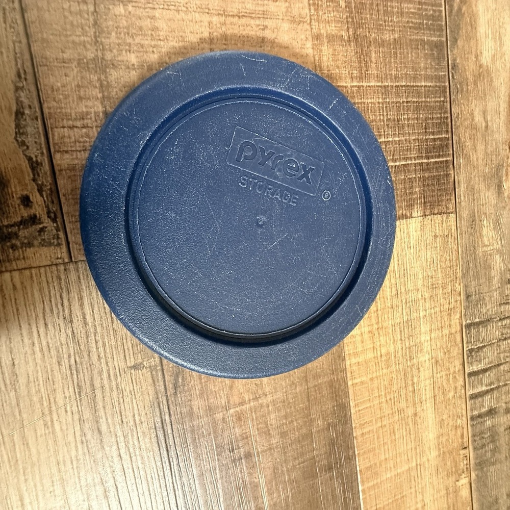 PYREX replacement Lid 4 Inch Blue